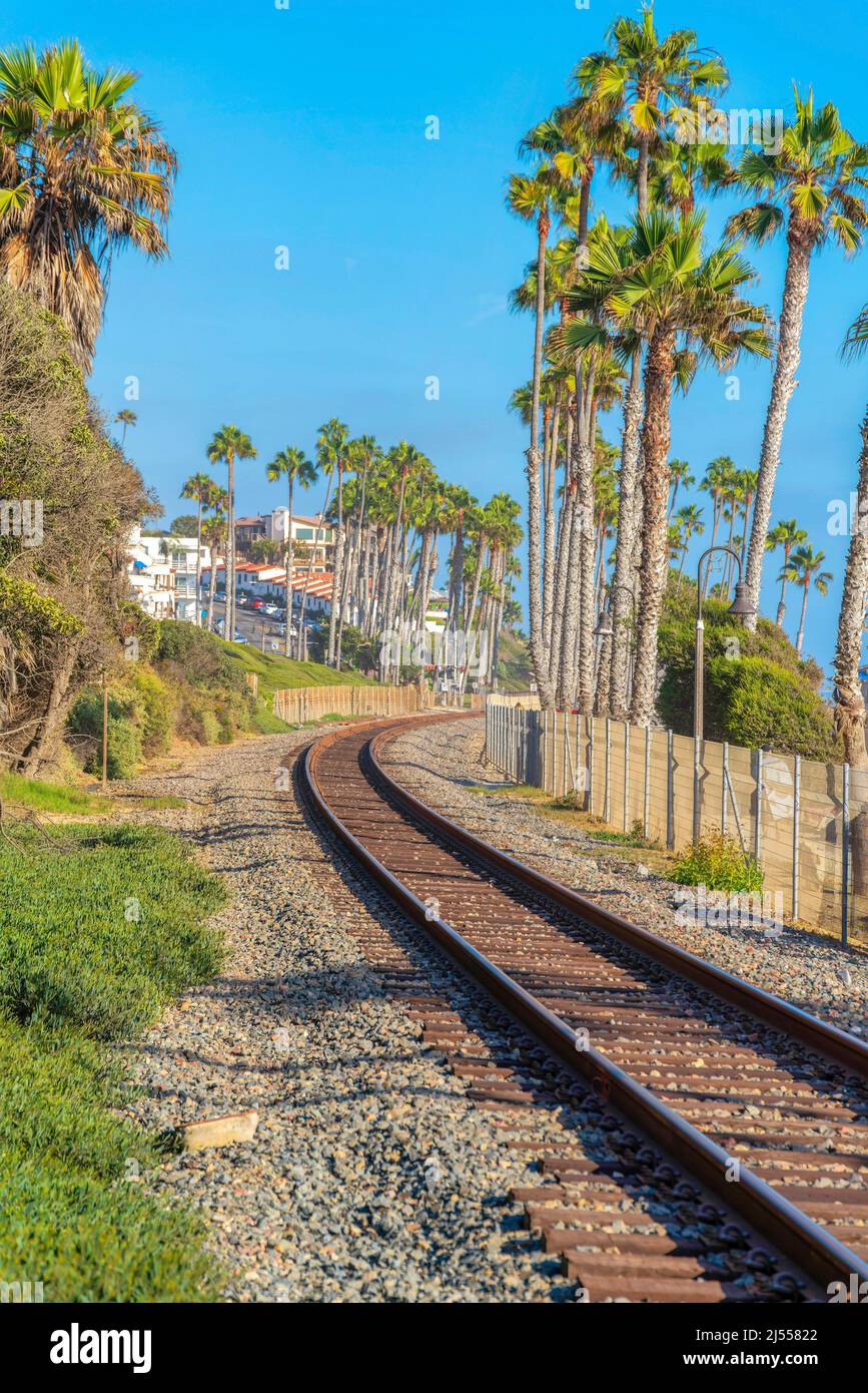 Train avec des pierres à San Clemente en Californie Banque D'Images