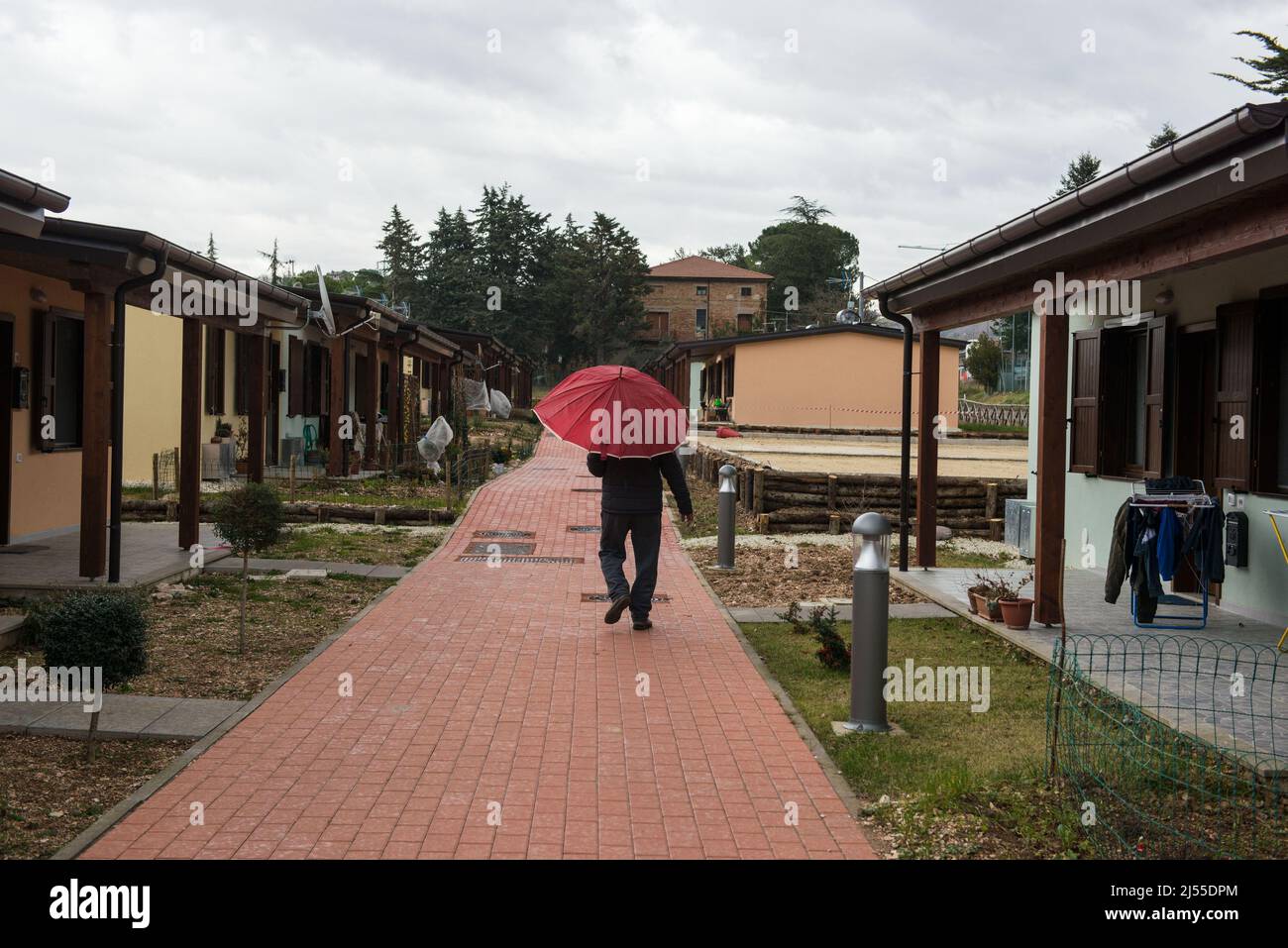 Caldarola, Macerata, Italie 02/02/2019: Modules de logement construits après le tremblement de terre de 2016. ©Andrea Sabbadini Banque D'Images