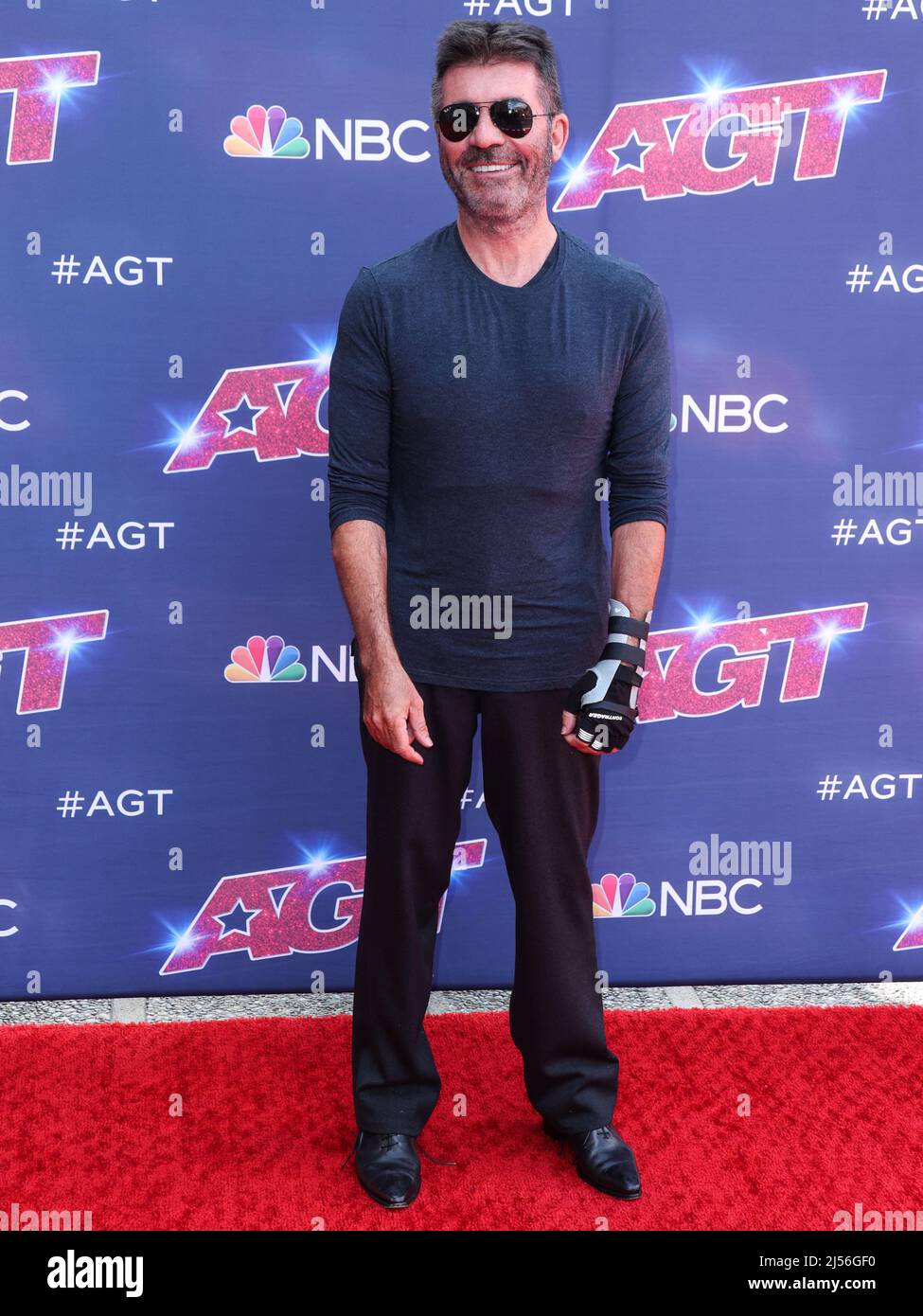 Pasadena, États-Unis. 20th avril 2022. PASADENA, LOS ANGELES, CALIFORNIE, États-Unis - AVRIL 20 : Simon Cowell, personnalité de la télévision anglaise, arrive au tapis rouge de lancement de la saison 17 « America's Got Talent » de la NBC, qui s'est tenu au Pasadena Civic Auditorium le 20 avril 2022 à Pasadena, Los Angeles, Californie, États-Unis. (Photo de Xavier Collin/image Press Agency) Credit: Image Press Agency/Alay Live News Banque D'Images