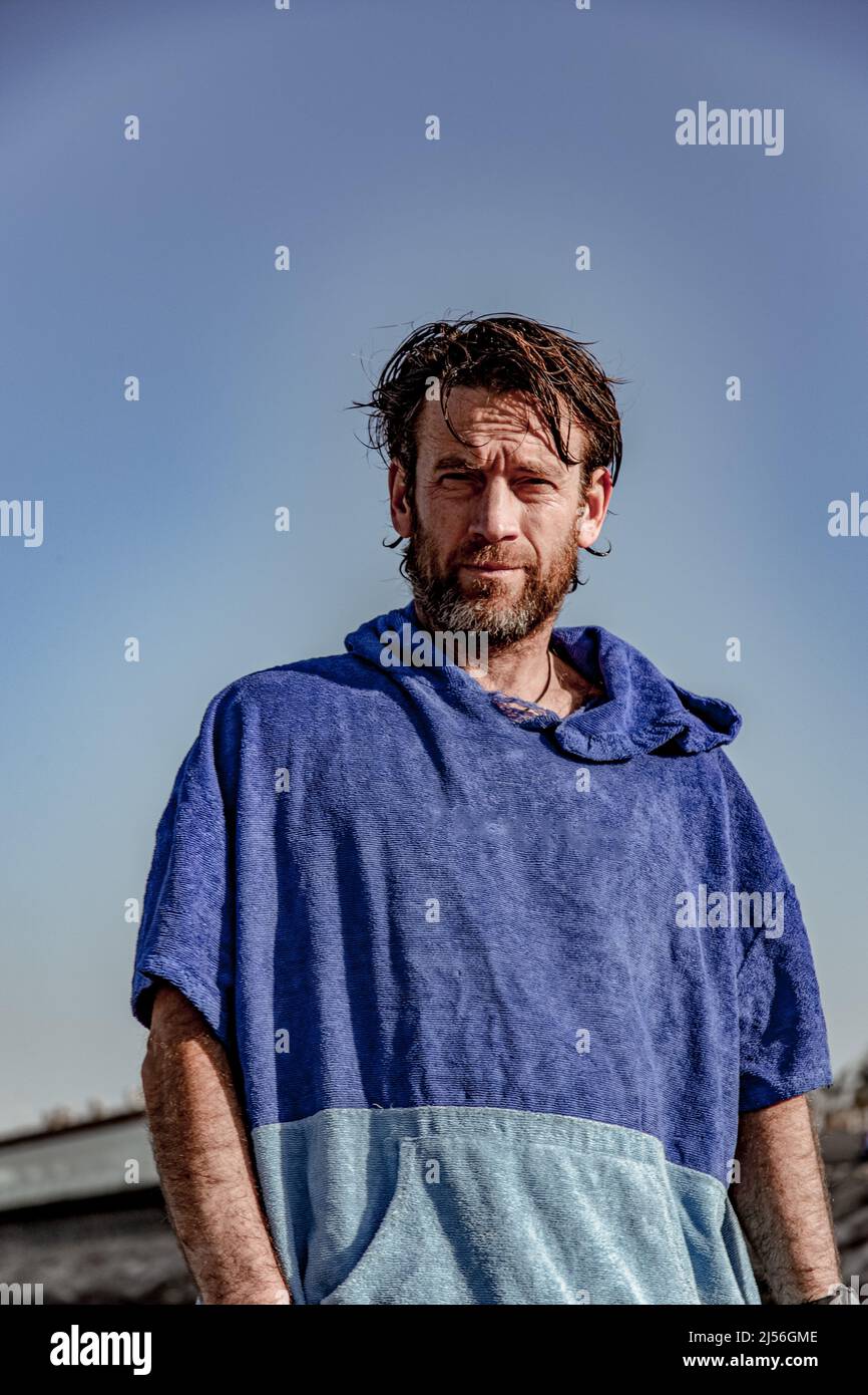 feuille d'aile vieux kiter sur la plage Banque D'Images
