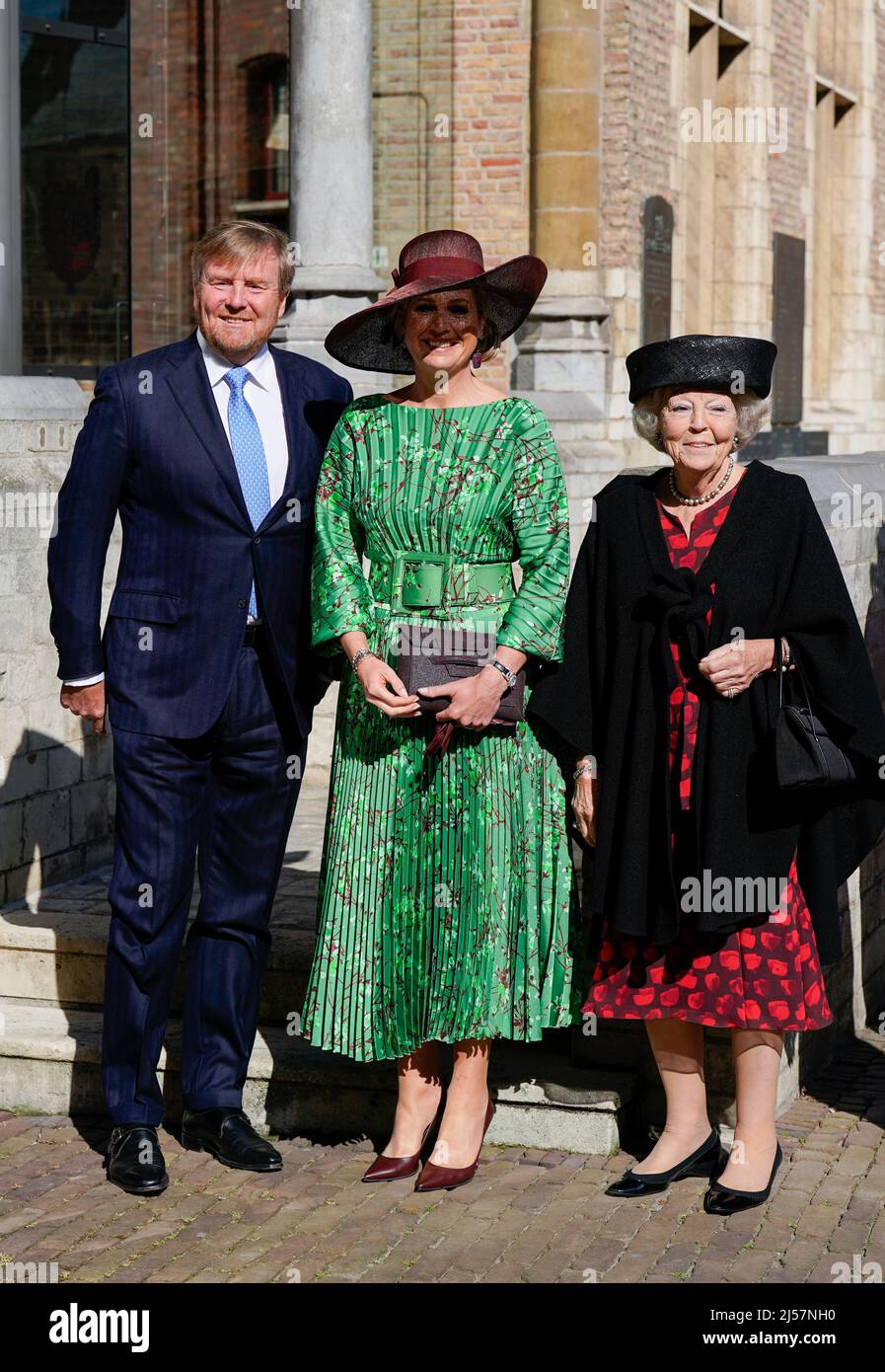 2022-10-24 09:33:41 MIDDELBURG - le roi Willem-Alexander, la reine Maxima et la princesse Beatrix à la présentation des quatre Prix des libertés 2022. Les quatre Prix des libertés sont décernés chaque année à des hommes, des femmes et des organisations dont les efforts et les réalisations témoignent d'un grand dévouement aux idéaux que le président Franklin Delano Roosevelt a proclamés dans son discours historique des quatre libertés en 1941. ANP MARCO DE SWART pays-bas - belgique sortie Banque D'Images