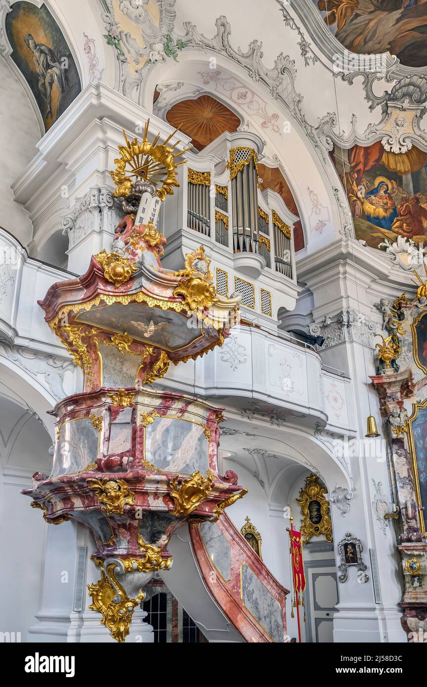 Chaire et orgue, église paroissiale de la ville catholique, Muenster unserer lieben Frau, Lindau, Bavière, Allemagne Banque D'Images