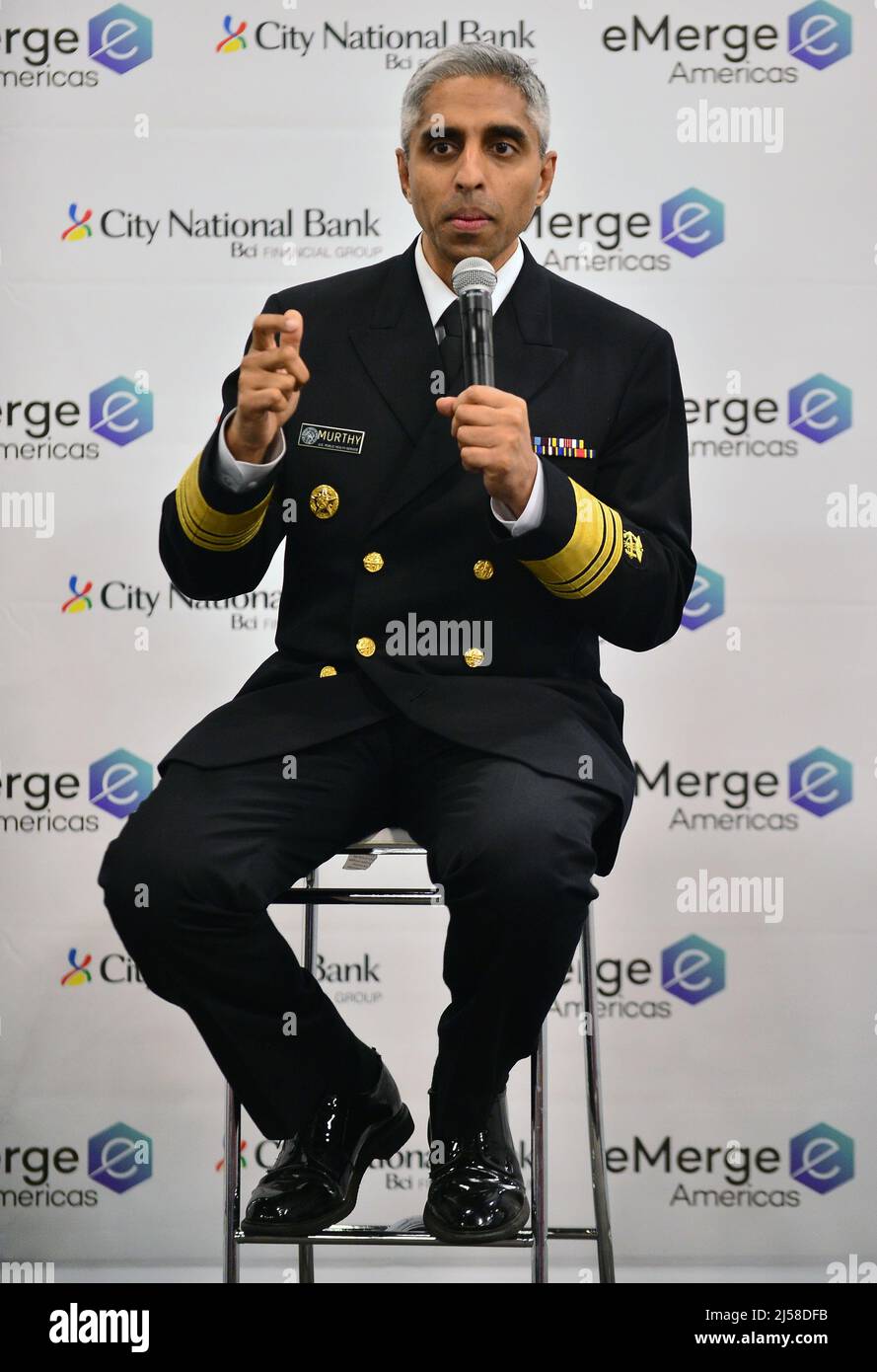 Le Dr Vivek H. Murthy, chirurgien général des États-Unis, assiste à l'intervention d'Emerge Americas 2022 au Centre des congrès de Miami Beach le 19 avril 2022 à Miami Beach, en Floride. (Photo de JL/Sipa USA) Banque D'Images