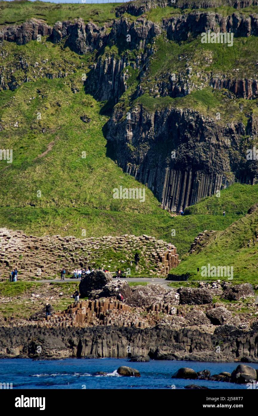 Le site du patrimoine mondial de l'UNESCO, Giants Causeway, North Coast, County Antrim, Irlande du Nord Banque D'Images