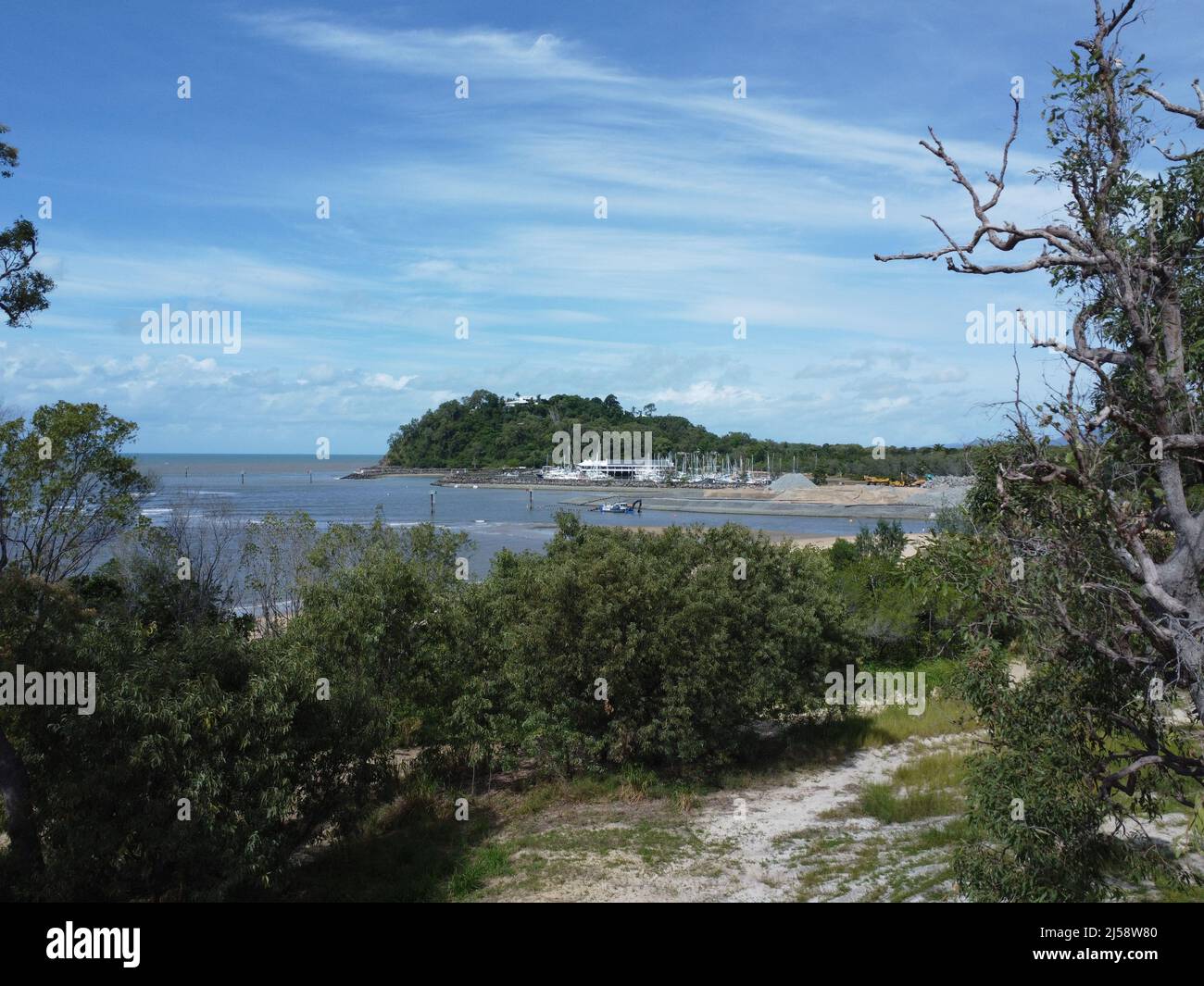Vue aérienne de tinity Inlet avec port Banque D'Images