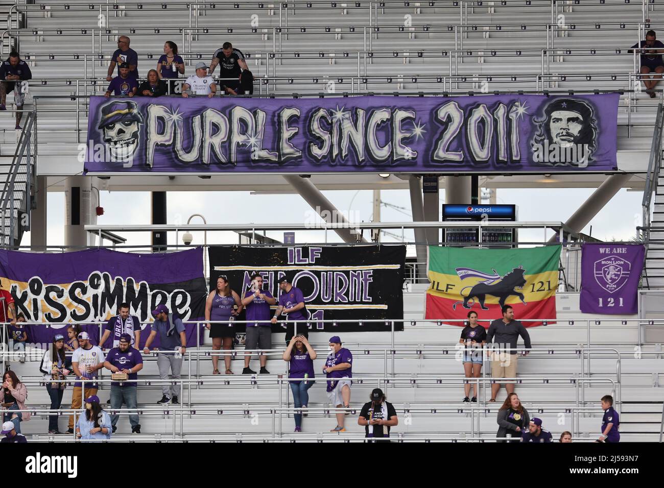 Orlando, FL : vue générale du stade lors de la troisième partie du match de football de la Lamar Hunt U.S Cup entre Orlando City et la Tampa Bay Rowdie Banque D'Images Orlando, FL : vue générale du stade lors de la troisième partie du match de football de la Lamar Hunt U.S Cup entre Orlando City et la Tampa Bay Rowdie Banque D'Images