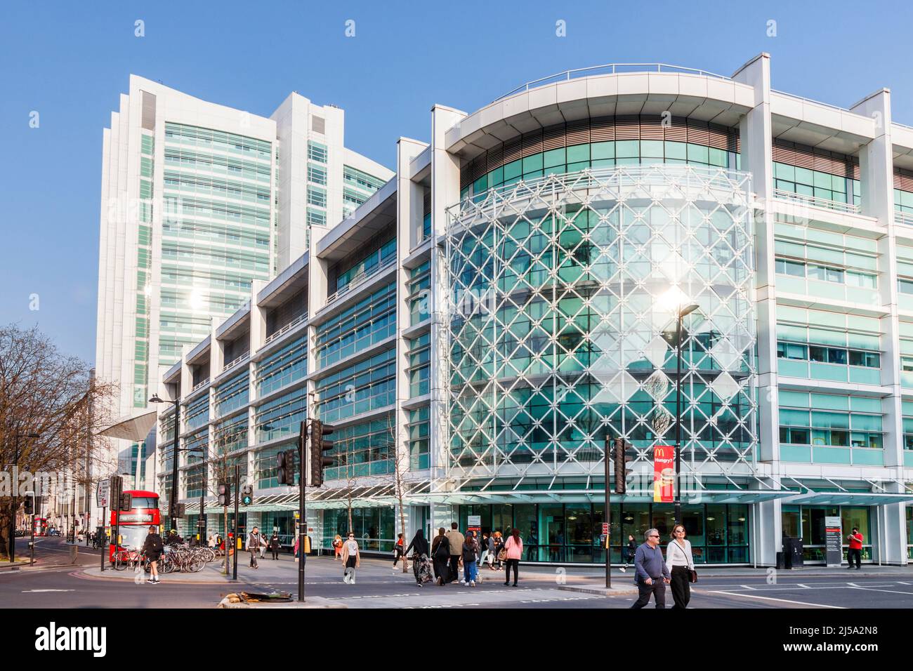 University College Hospital (UCH) sur Euston Road, Londres, Royaume-Uni Banque D'Images