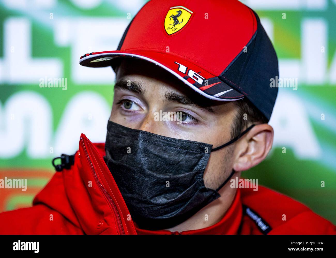 La Haye, pays-Bas. 22nd avril 2022. 22nd avril 2022. IMOLA - Charles Leclerc (Ferrari) dans la conférence de presse avant la session d'entraînement 1st avant le Grand Prix Emilia Romagna F1 à Autodromo Enzo e Dino Ferrari. REMKO DE WAAL crédit: ANP/Alamy Live News crédit: ANP/Alamy Live News Banque D'Images
