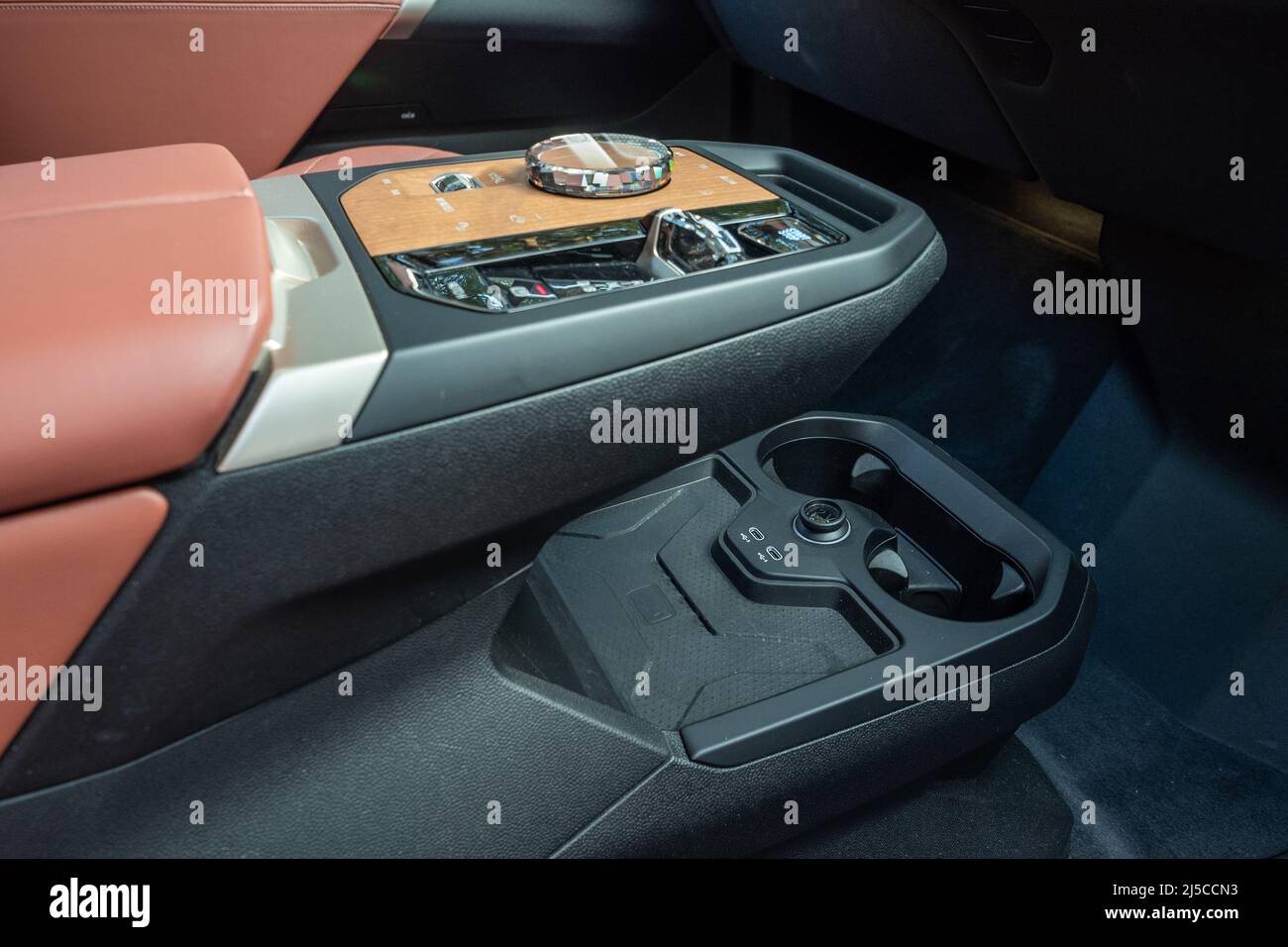Hong Kong, Chine 11 novembre 2021 : BMW iX40 2022 Control Center 11 2021 novembre à Hong Kong. Banque D'Images