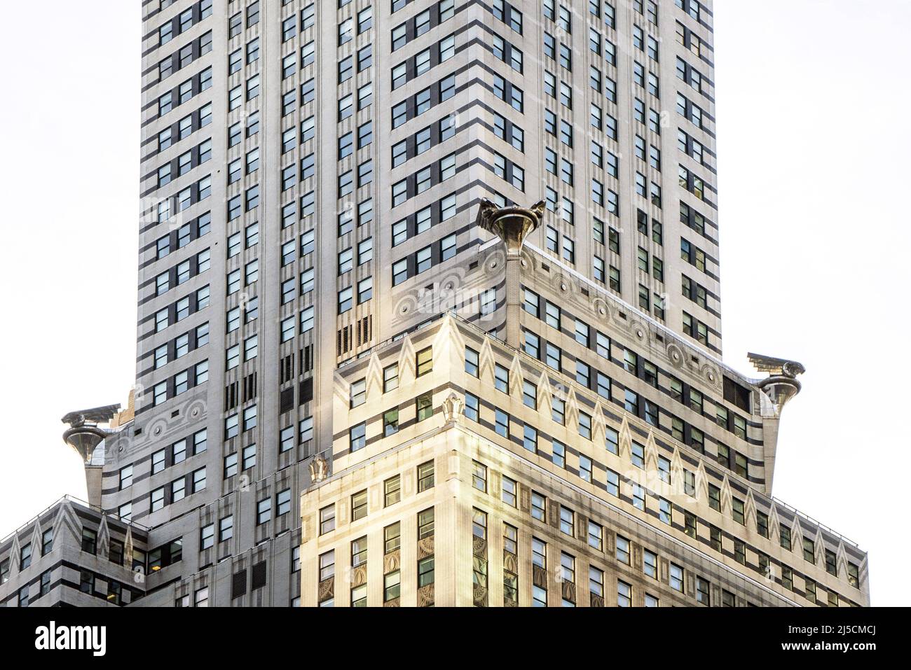 États-Unis, New York, 27.09.2019. Chrysler Building à Manhattan sur 27.09.2019. Le Chrysler Building est un gratte-ciel de la ville de New York et est l'un des points de repère de la métropole. Construit pour Chrysler Corporation entre 1928 et 1930, le bâtiment a été conçu dans le style Art déco par l'architecte William Van Alen. C'est l'un des plus beaux gratte-ciel de cette époque. [traduction automatique] Banque D'Images