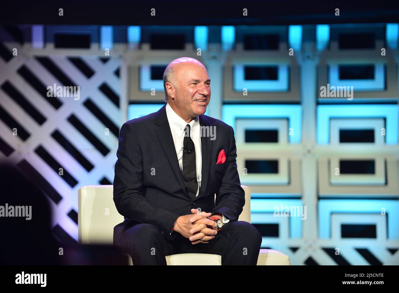 MIAMI BEACH, FL - 19 AVRIL : Kevin O’Leary assiste à Emerge Americas 2022 au Miami Beach Convention Centre le 19 avril 2022 à Miami Beach, en Floride. Crédit : MPI10 / MediaPunch Banque D'Images