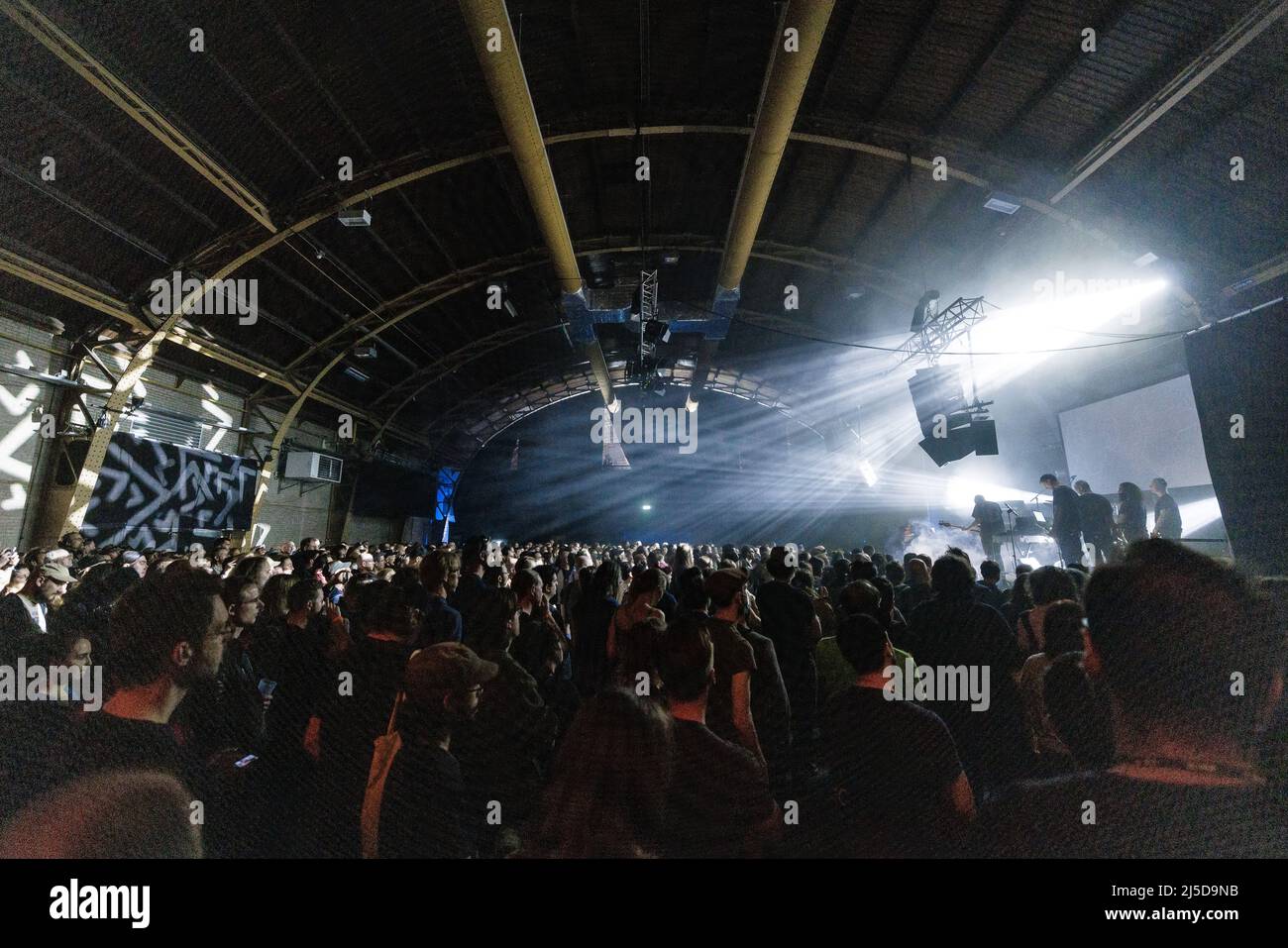 Tilburg, pays-Bas. 21st avril 2022. Le groupe français de post-rock BRUIT  joue un concert en direct pendant le festival de musique néerlandais  Roadburn Festival 2022 à Tilburg. (Crédit photo : Gonzales photo/Alamy