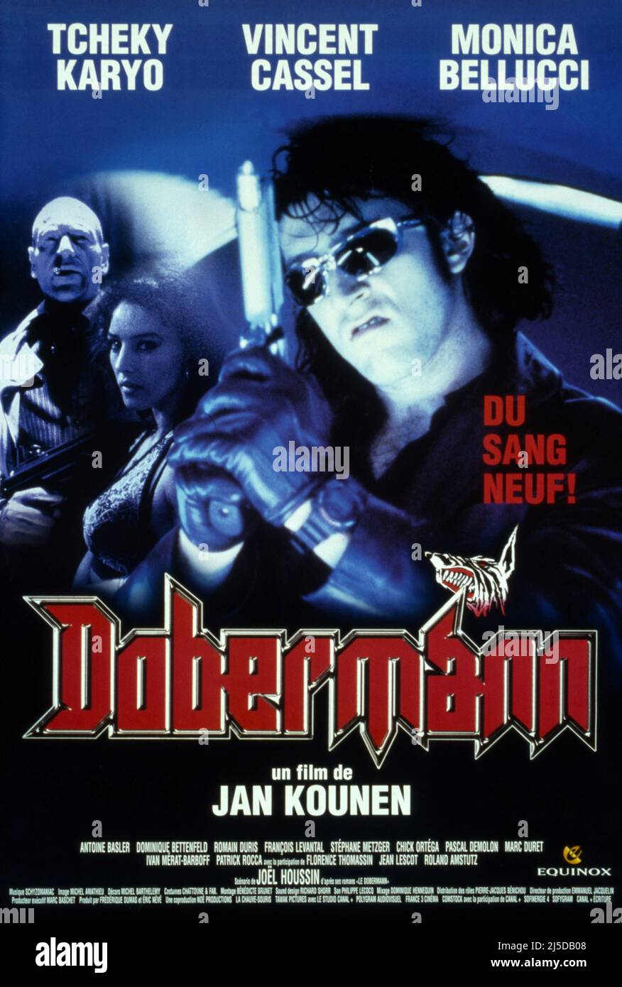 Dobermann année : 1997 France Directeur : Jan Kounen Tchéky Karyo, Vincent Cassel, Monica Bellucci affiche française Banque D'Images