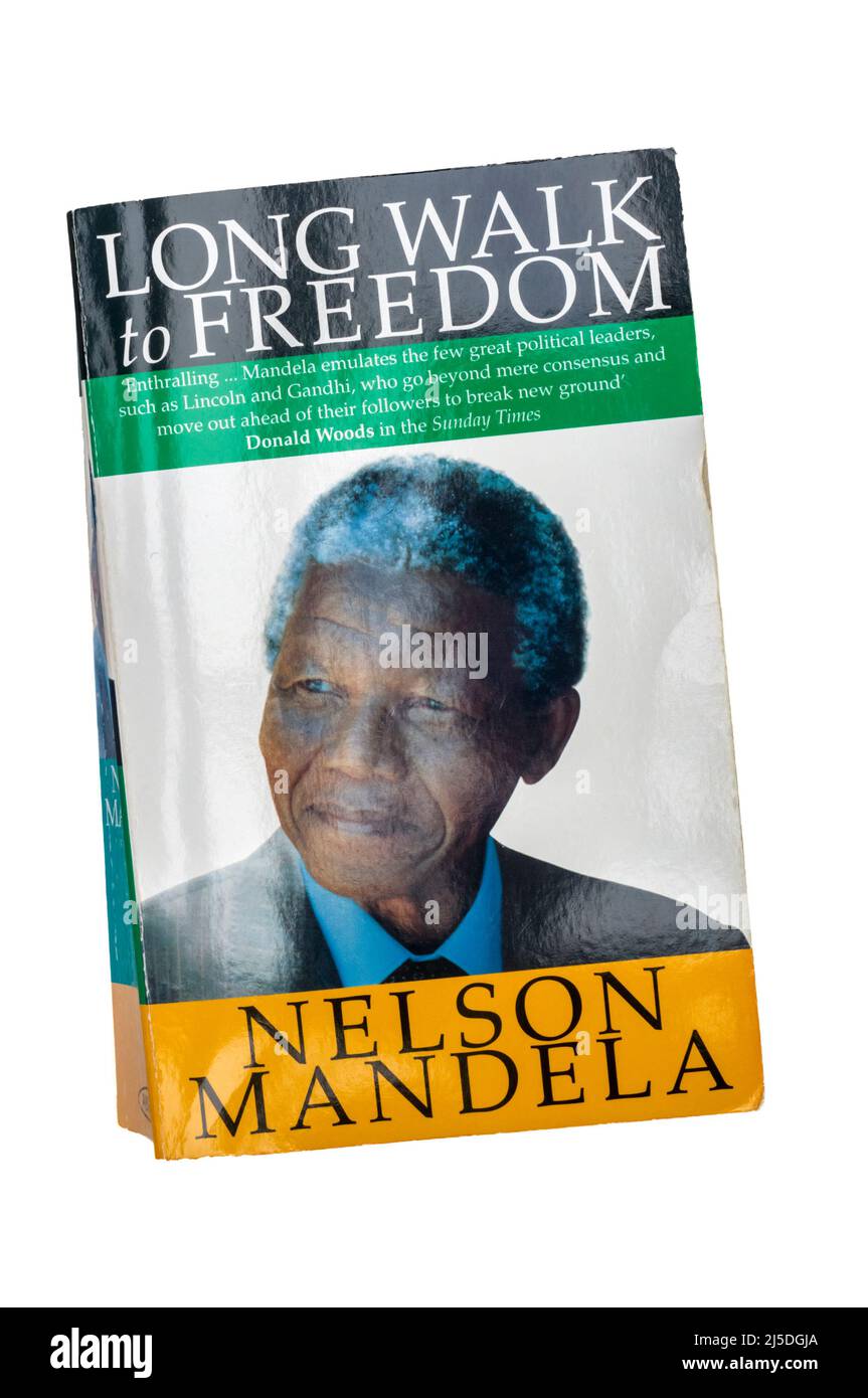 Une copie papier de long Walk to Freedom une autobiographie de Nelson Mandela ghostwritten par Richard Stengel. Première publication en 1994. Banque D'Images