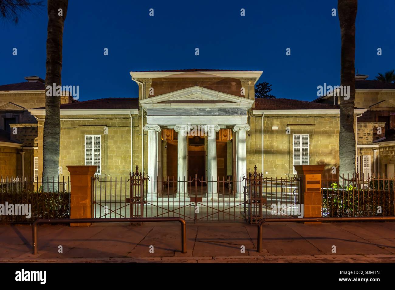 DAS Zypernmuseum in der Abenddämmerung, Nikosia, Zypern, Europa | le musée de Chypre au crépuscule, Nicosie, Chypre, Europe Banque D'Images