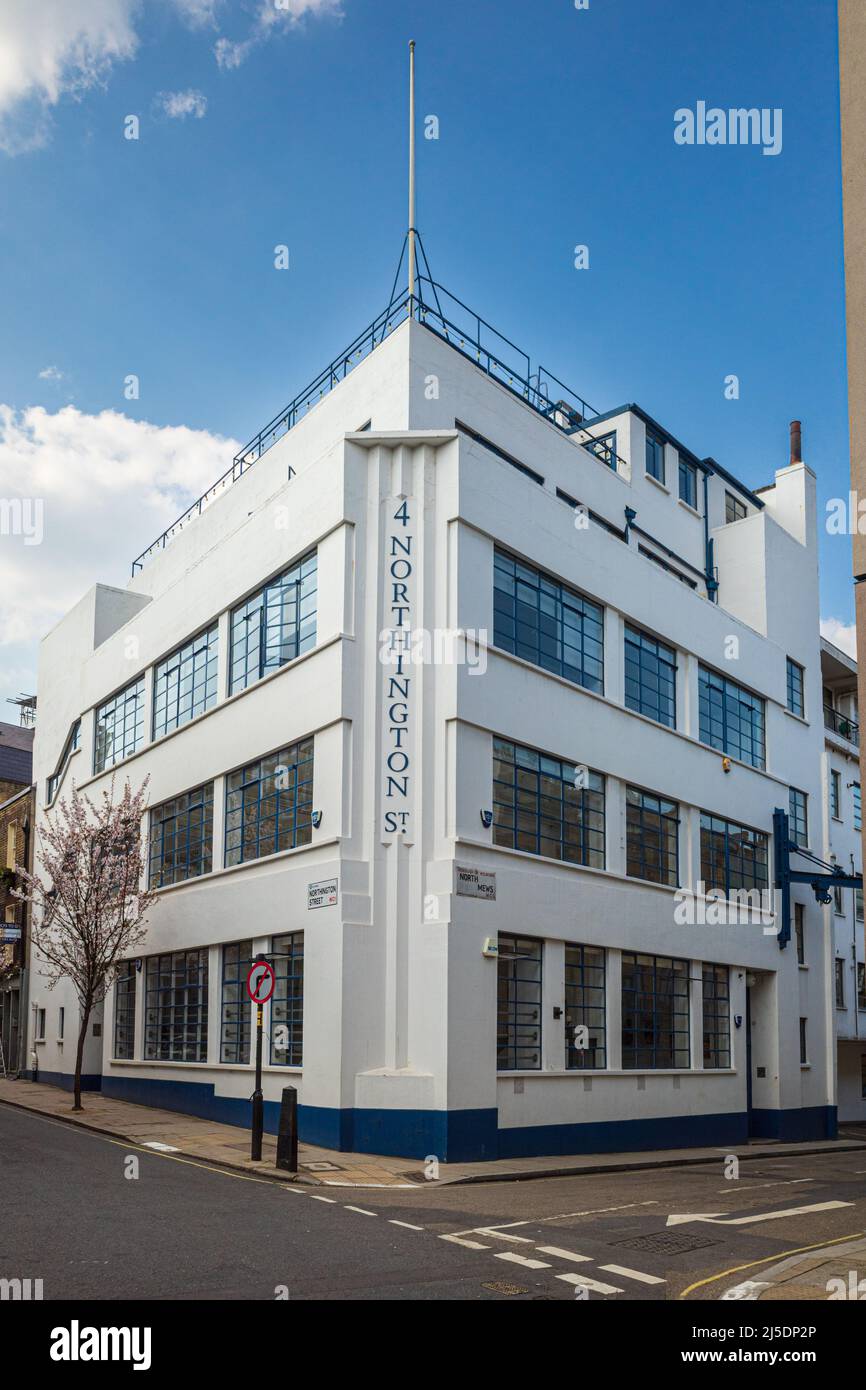 4 Northington Street Bloomsbury London - ancien bâtiment industriel de style moderniste ou art déco construit en 1930s. Banque D'Images