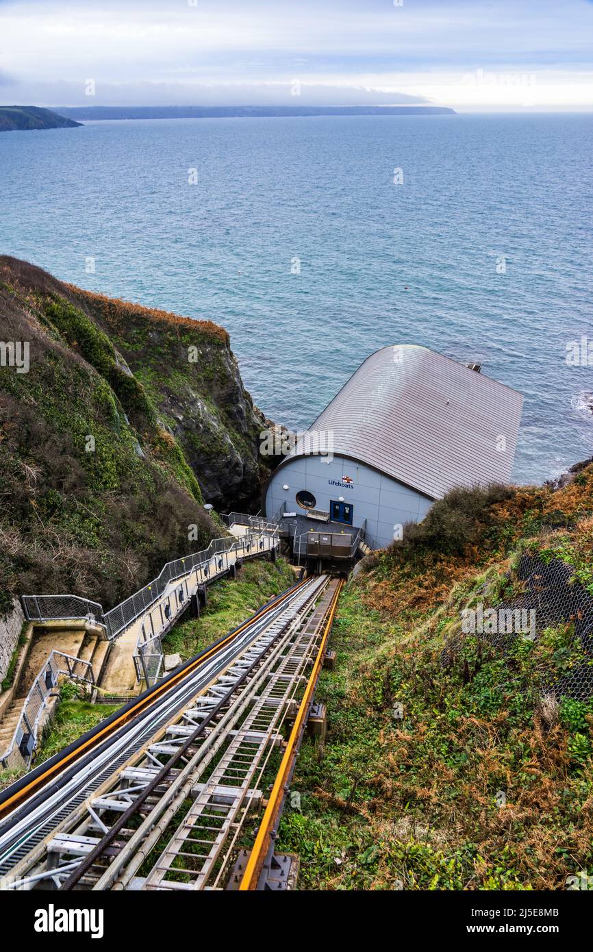 RNLI Lizard Lifeboat Station à Kilcobben Cove, le Lizard, Cornwall Banque D'Images