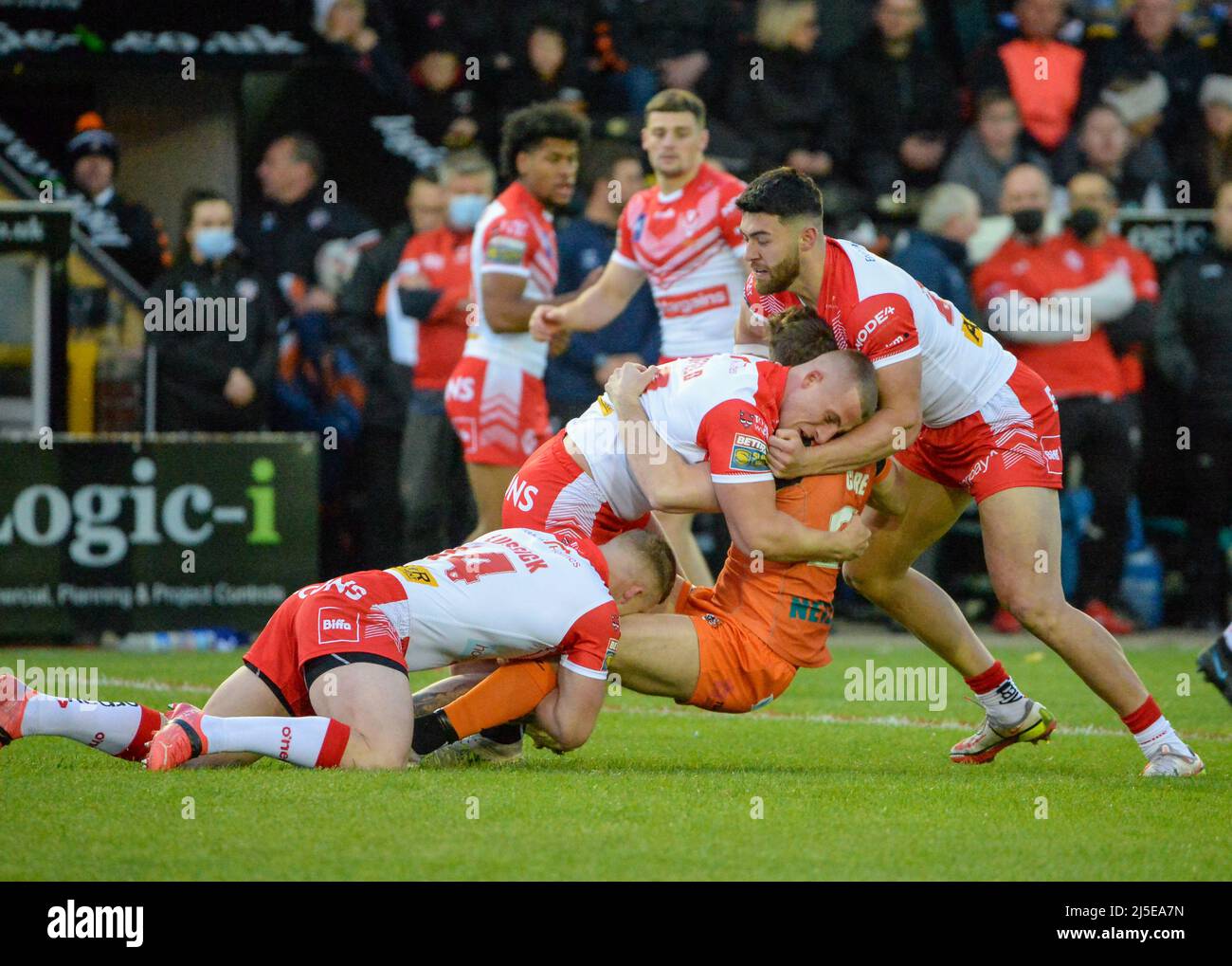 Castleford, Royaume-Uni. 22nd avril 2022. Jeu de Betfred Super League entre Castleford Tigers et St Helens à la mid-A-boyau Jungle, Castleford, West Yorkshire, Royaume-Uni le 22/04/2022 crédit: Craig Cresswell/Alay Live News Banque D'Images