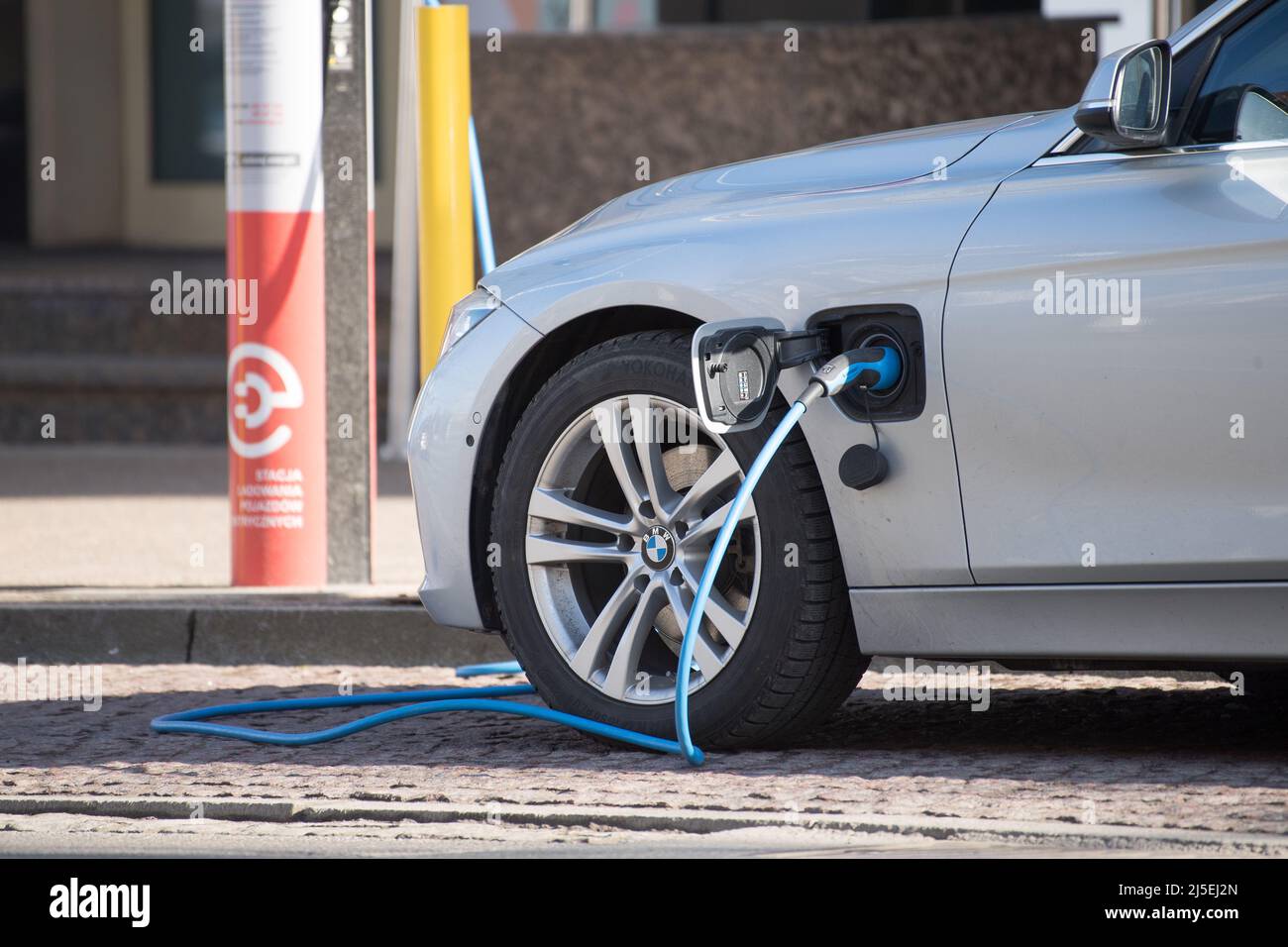 Station de charge pour véhicule électrique à Gdansk, Pologne © Wojciech Strozyk / Alamy stock photo Banque D'Images