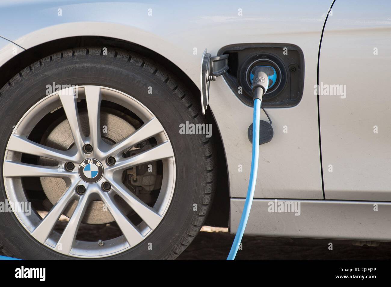 Station de charge pour véhicule électrique à Gdansk, Pologne © Wojciech Strozyk / Alamy stock photo Banque D'Images