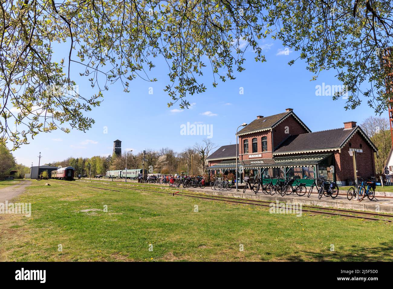 Genk, Belgique - 16 avril 2022: Station Asch à l'entrée du parc national Hoge Kempen à Genk Belgium Banque D'Images