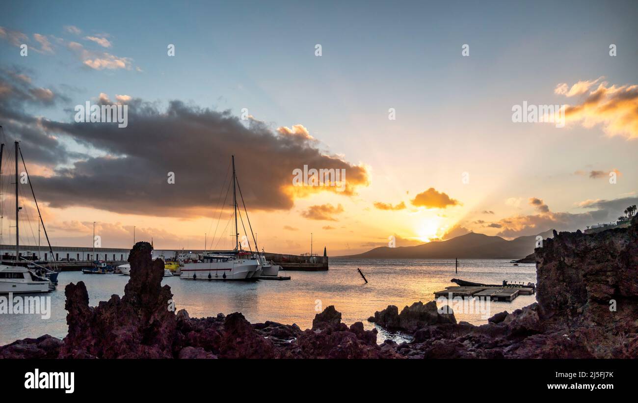 Puerte del Carmen, Hafen, Sonnenuntergang, Lanzarote, Kanarische Inseln, Kanaren, espagnol Banque D'Images
