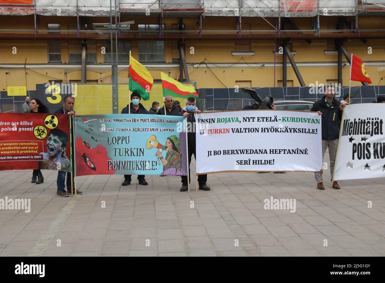 Turquie en dehors de la manifestation du Kurdistan à Helsinki, Finlande. Demo était à Narinkkatori 23.4.2022 Banque D'Images