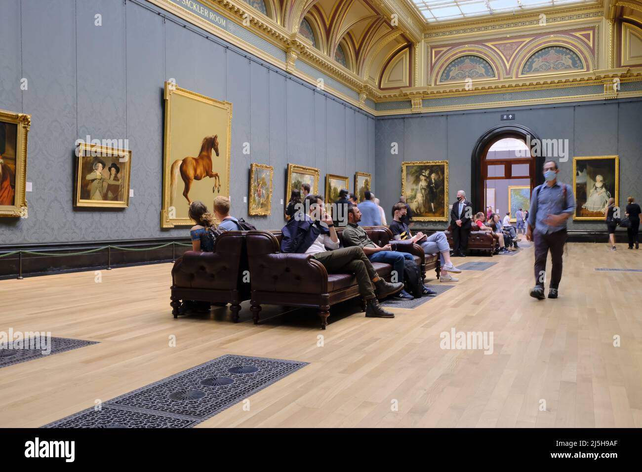 Londres, Royaume-Uni - septembre 2021 : le sifflet de George Stubbs domine la salle 34 à la National Gallery de Londres Banque D'Images