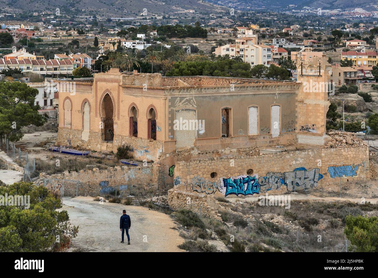 Ruines historiques de Villa Giacomina, à la périphérie de la ville de Villajoyosa, Costa Blanca dans la province d'Alicante, Espagne, Europe Banque D'Images