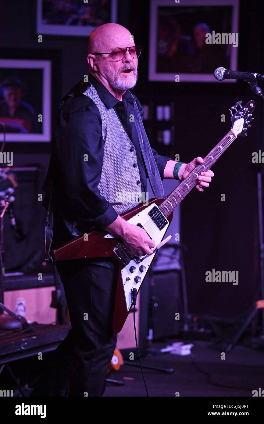 Boca Raton. 22nd avril 2022. Andy Powell de Wishbone Ash se produit au Funky Biscuit le 22 avril 2022 à Boca Raton, Floride. Crédit : Mpi04/Media Punch/Alamy Live News Banque D'Images