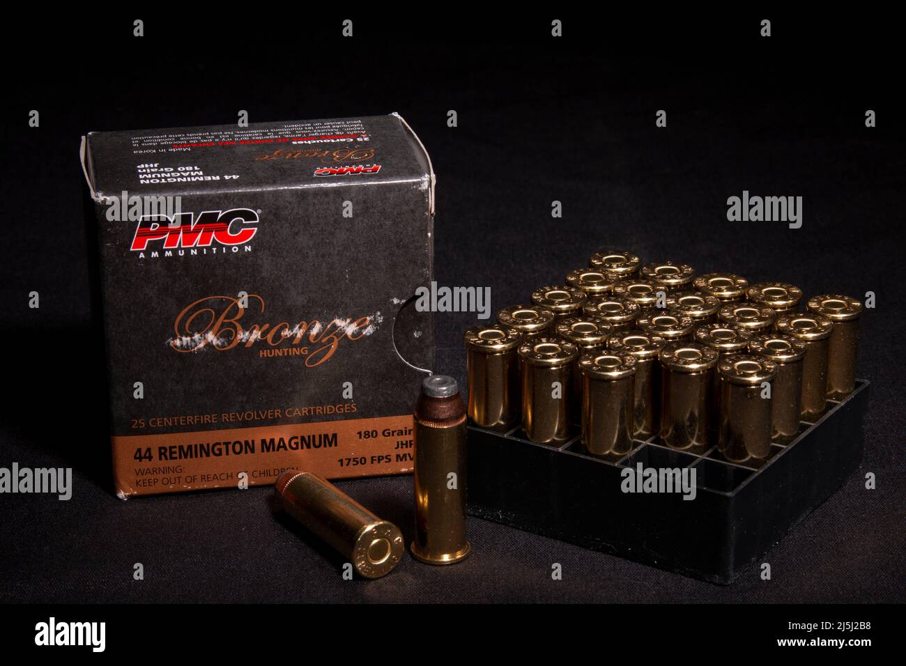 PMC 44 Magnum à point creux Ammo Banque D'Images