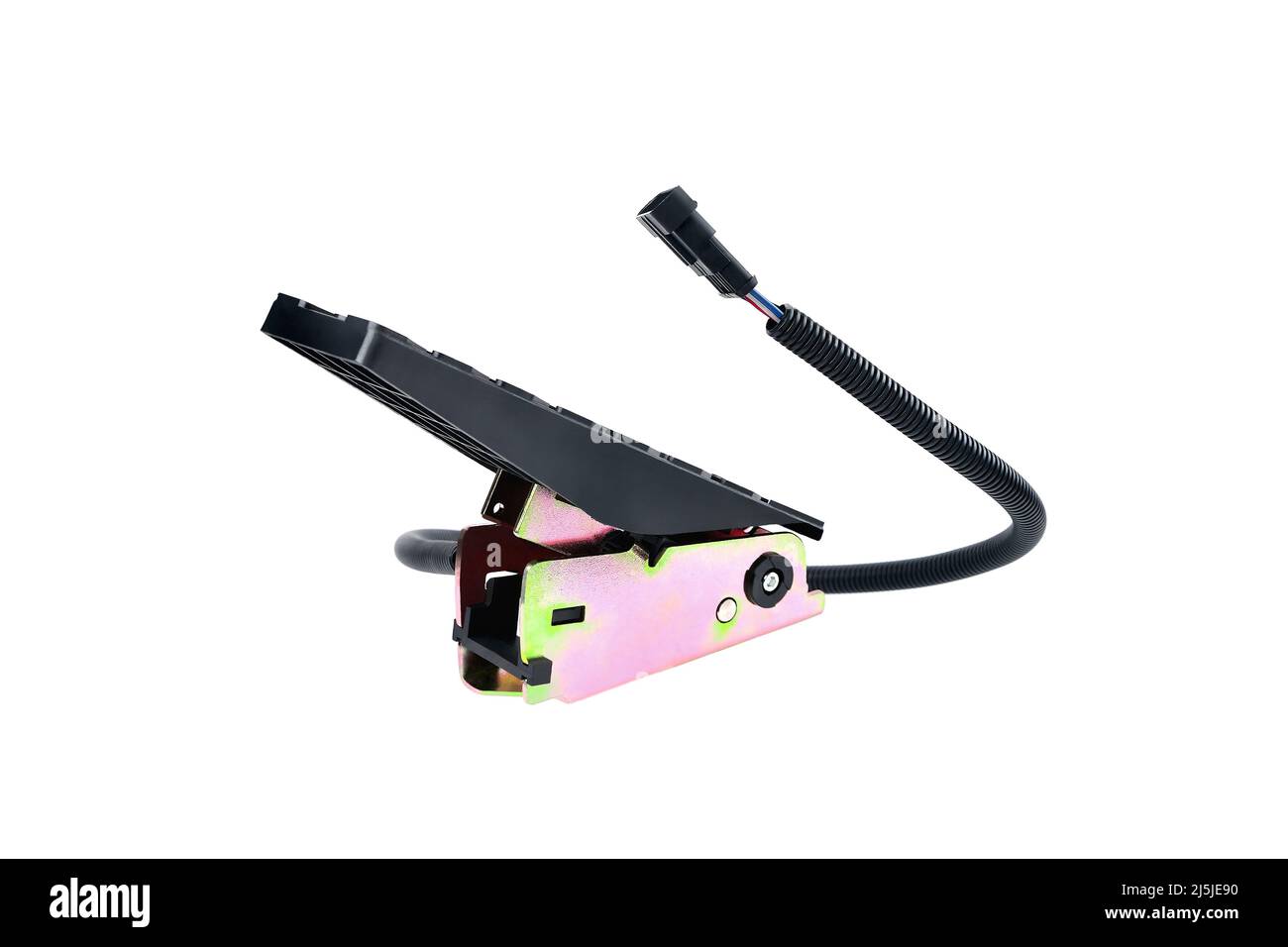 pédale d'accélérateur électronique de voiture, pédale d'accélérateur de chariot, pédale d'accélérateur électronique avec fil de connexion, mise au point sélective, fond blanc, gros plan Banque D'Images