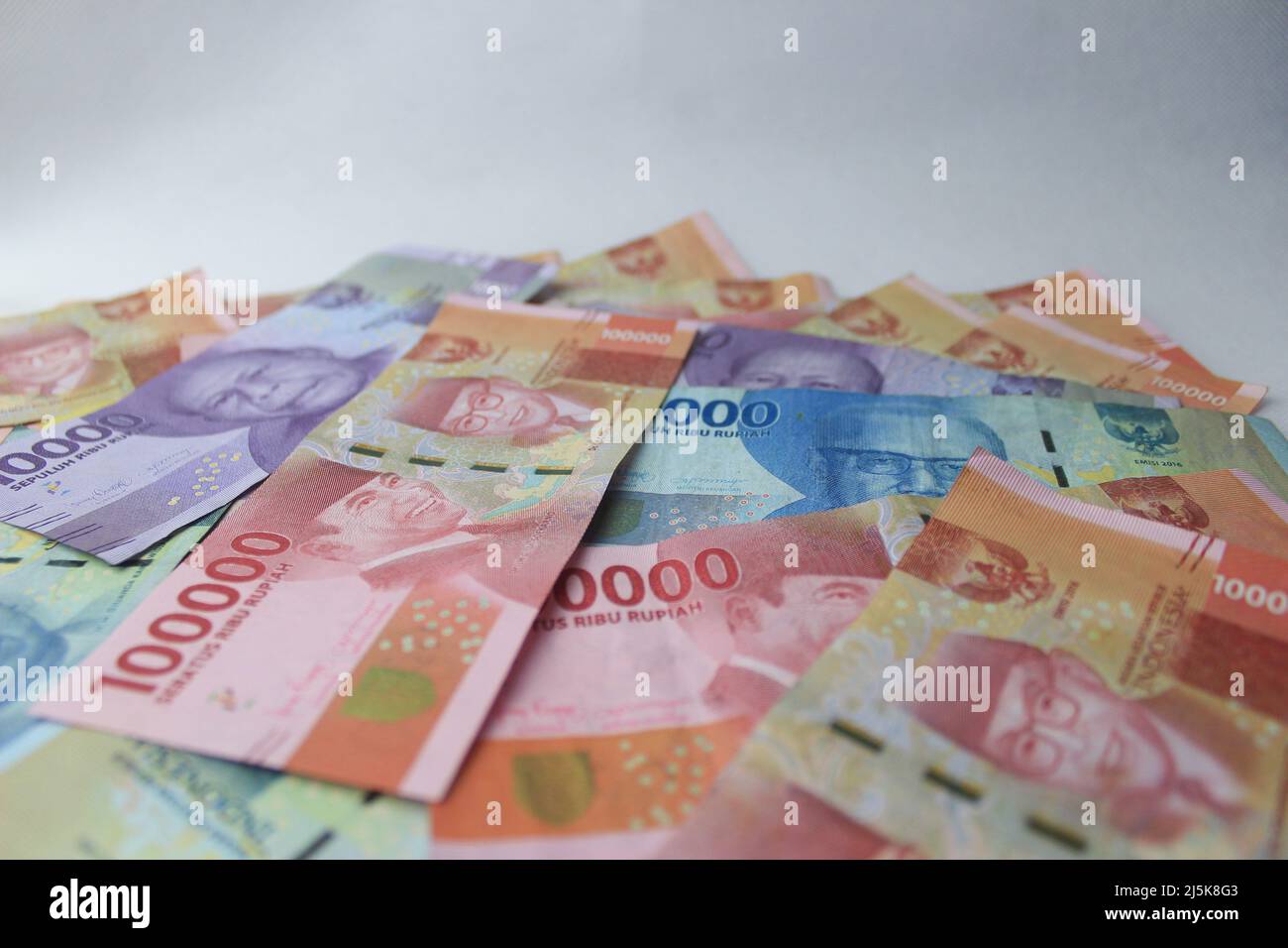 Money indonesia Banque de photographies et d'images à haute résolution -  Alamy