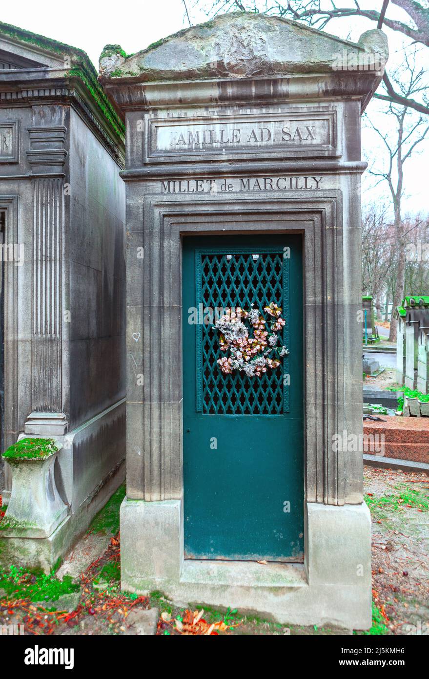 Cimitero montmartre monumento funebre au cimetiere montmartre Banque de photographies et d
