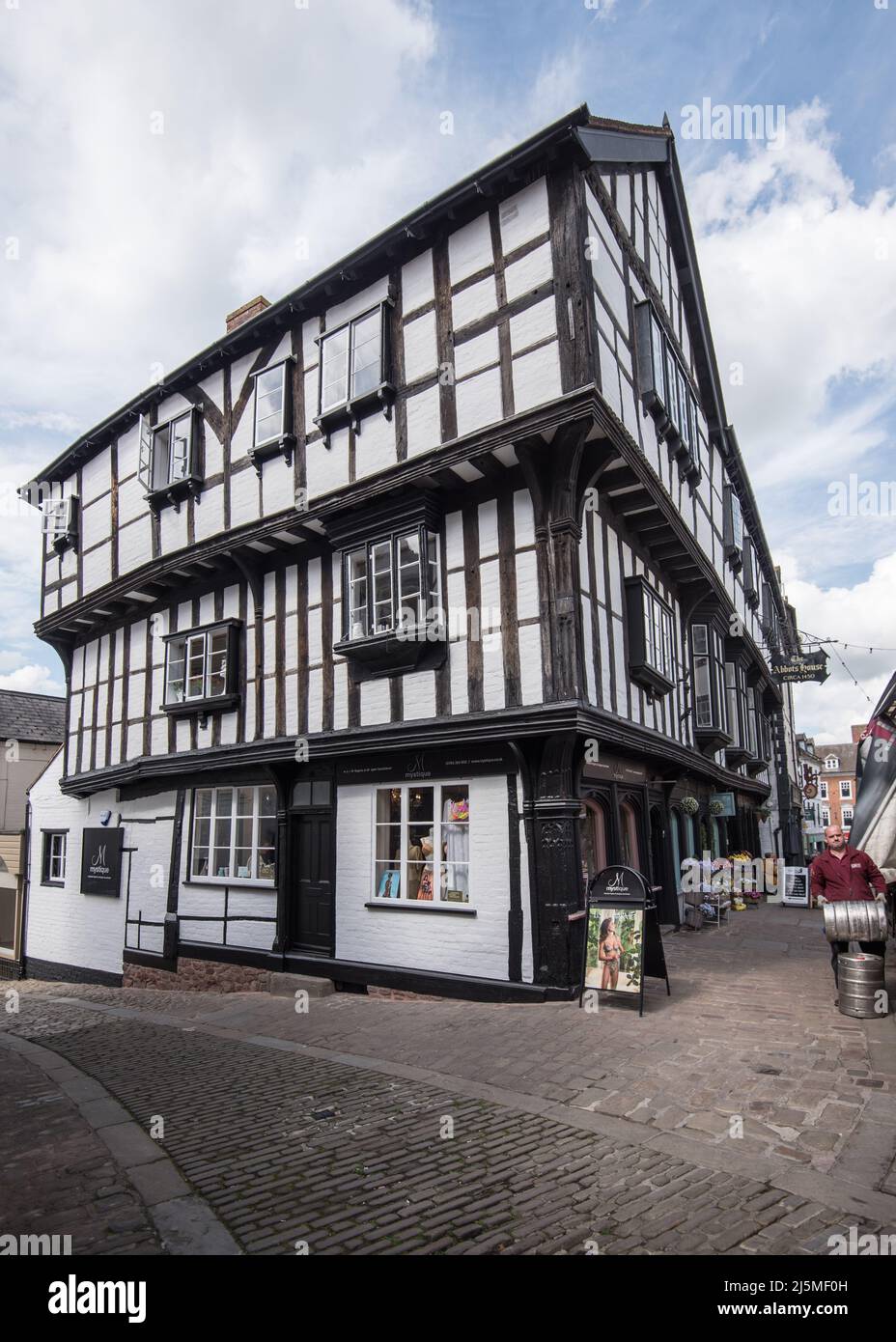 La Maison de l'Abbé vers 1450 à Shrewsbury, Shropshire est un exemple remarquablement complet et significatif d'une maison médiévale tardive Banque D'Images