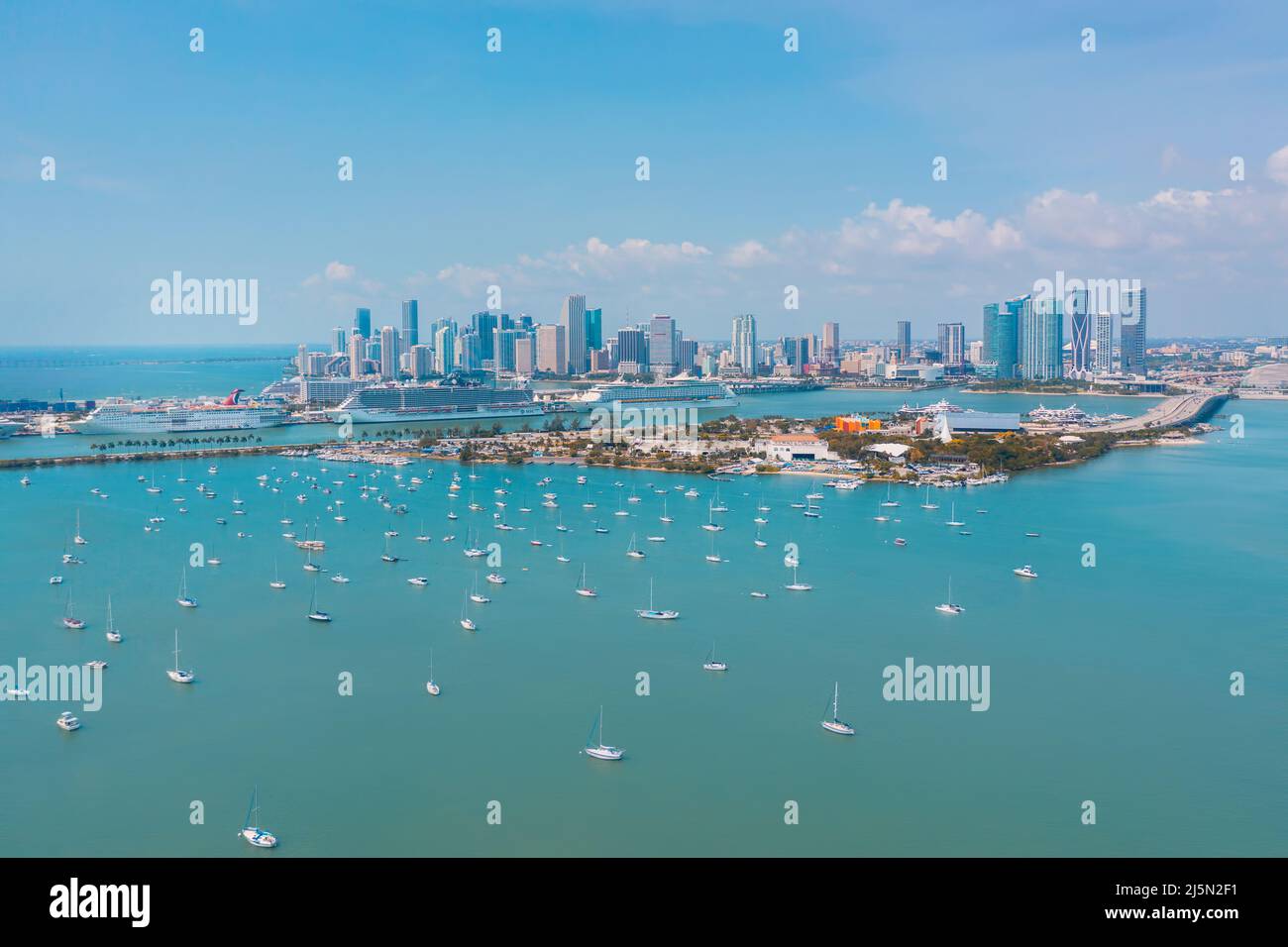 Vue panoramique sur le centre-ville de Miami et Brickell, Floride Banque D'Images