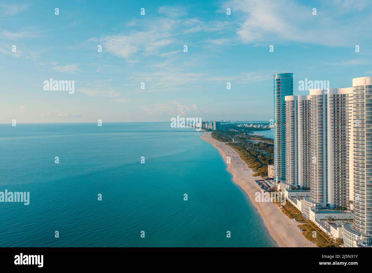 Vue sur Sunny Isles Beach en Floride Banque D'Images Vue sur Sunny Isles Beach en Floride Banque D'Images