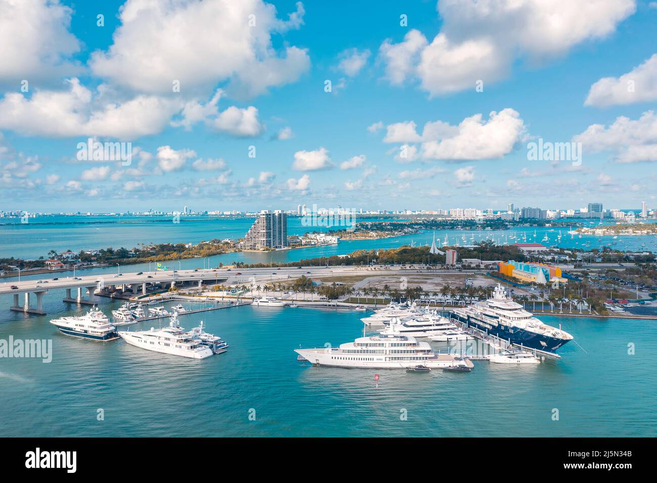 Bateaux de luxe à Miami, Floride Banque D'Images