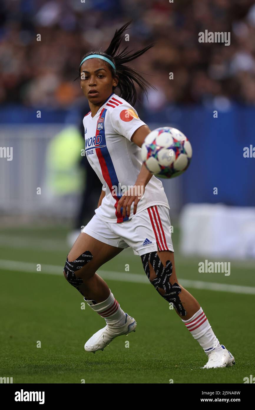 Lyon, France, 24th avril 2022. Perle Morroni de Lyon lors du match de l'UEFA Womens Champions League au stade OL, Lyon. Crédit photo à lire: Jonathan Moscrop / Sportimage crédit: Sportimage / Alay Live News Banque D'Images