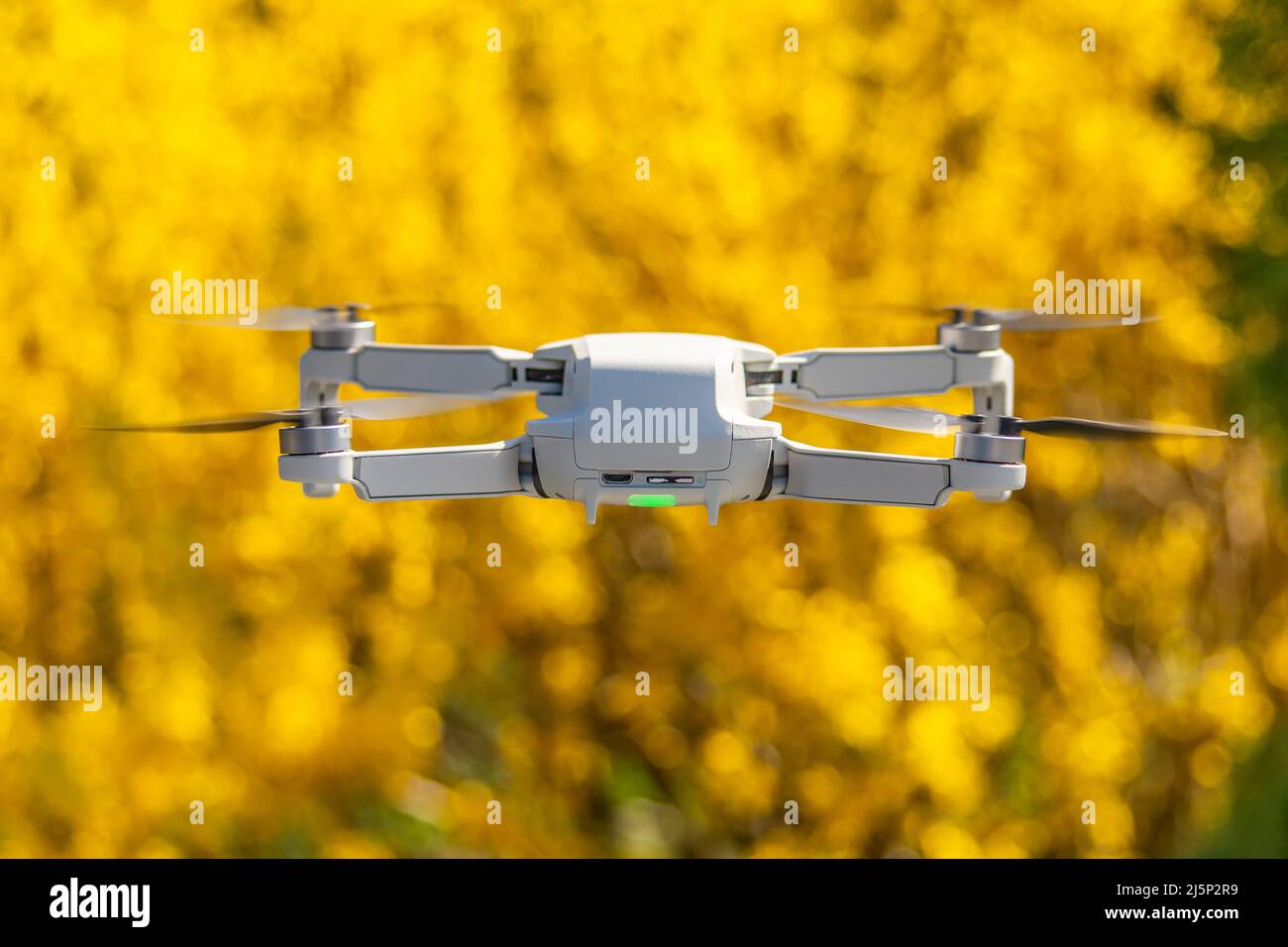 Vol de drones Banque de photographies et d’images à haute résolution ...