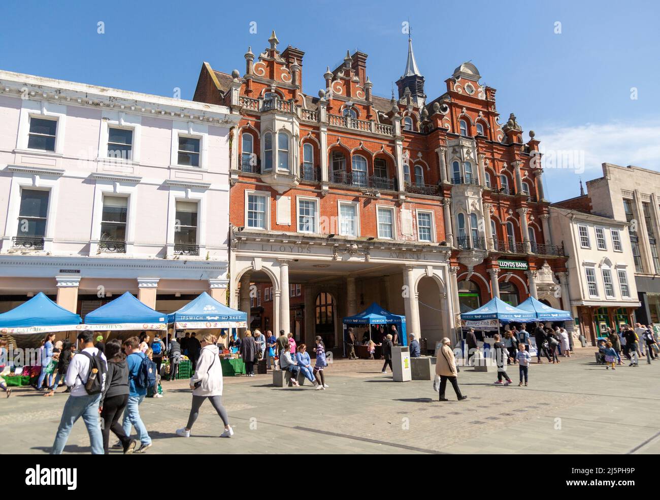 Lloyds Bank Building, The Cornhill, Ipswich, Suffolk, Angleterre,Conception britannique par Thomas W. Cotman 1890 Banque D'Images