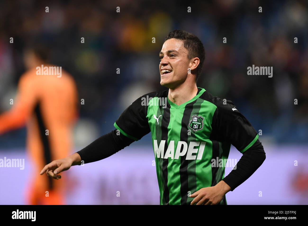 Giacomo Raspadori (Sassuolo) Célèbre après avoir marquant le premier but de son équipe lors de la série italienne Un match entre Sassuolo 1-2 Juventus au stade Mapei le 25 avril 2022 à Reggio Emilia, Italie. (Photo de Maurizio Borsari/AFLO) Banque D'Images