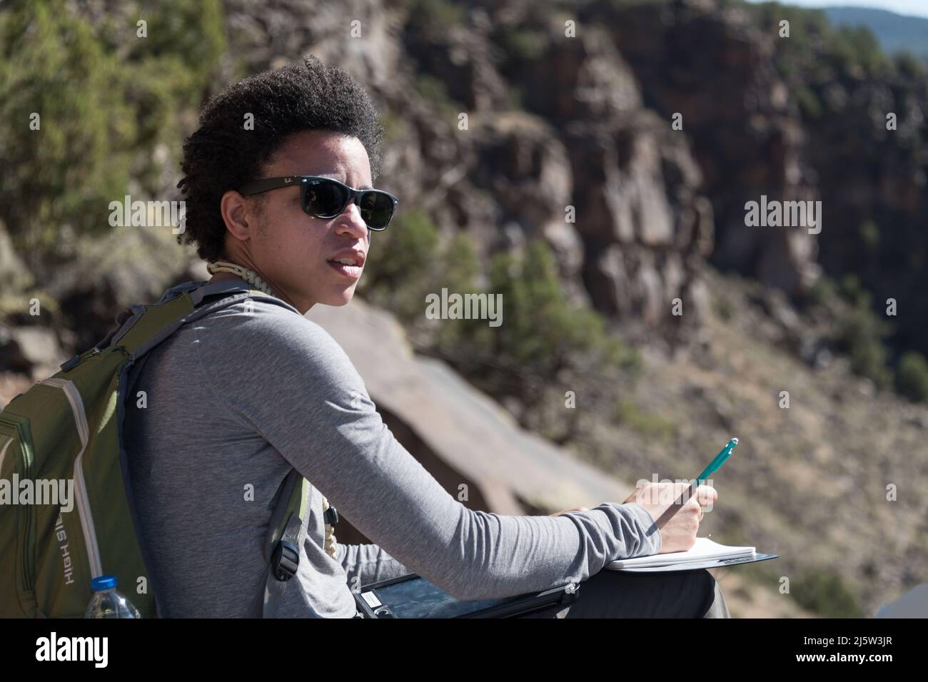 DATE DE LA PHOTO: 06/20/2018 LIEU: Monument national Rio Grand del Norte Haut gorge Area, près de Questa, Nouveau-Mexique SUJET: 2017 CLASSE ASCOCAN photographe de formation en sciences terrestres et planétaires: Norah Moran Banque D'Images