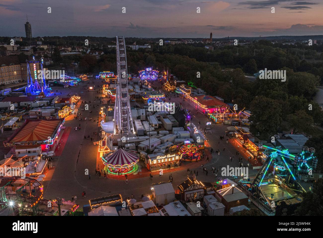 Vue aérienne sur le Plärrer à la tombée de la nuit pendant le salon Banque D'Images