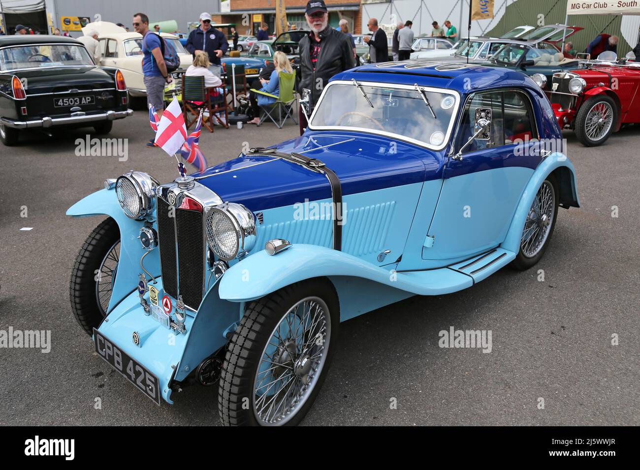 MG PA Airline coupe (1934), British marques Day, 24 avril 2022, Brooklands Museum, Weybridge, Surrey, Angleterre, Grande-Bretagne, Royaume-Uni, Europe Banque D'Images