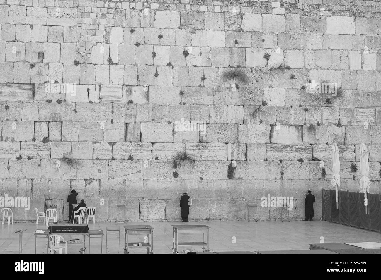 Trois dans la prière au mur occidental-2 Banque D'Images