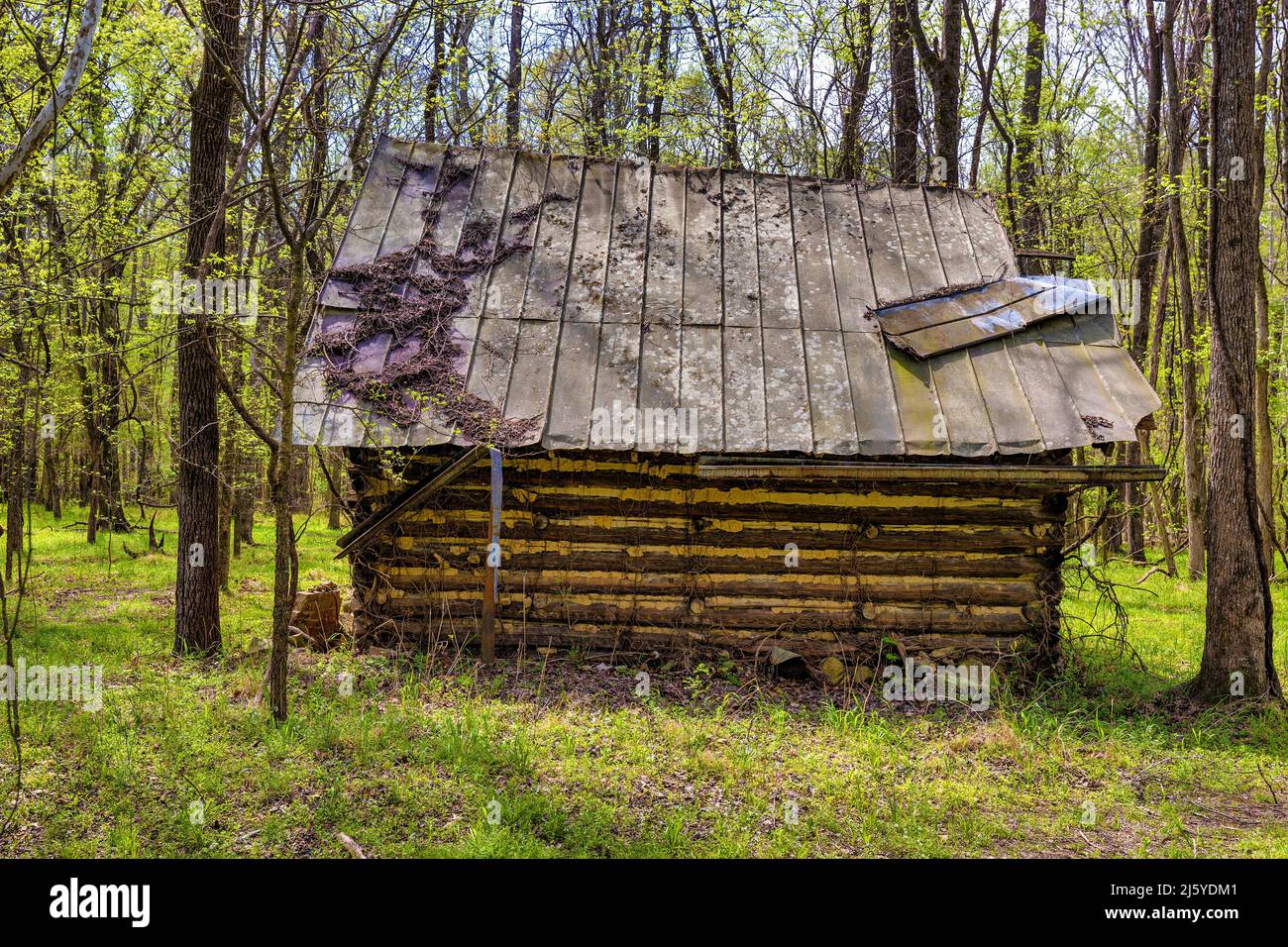 Durham, Caroline du Nord, États-Unis - 13 avril 2022 : bâtiments en décomposition sur le site historique. Banque D'Images
