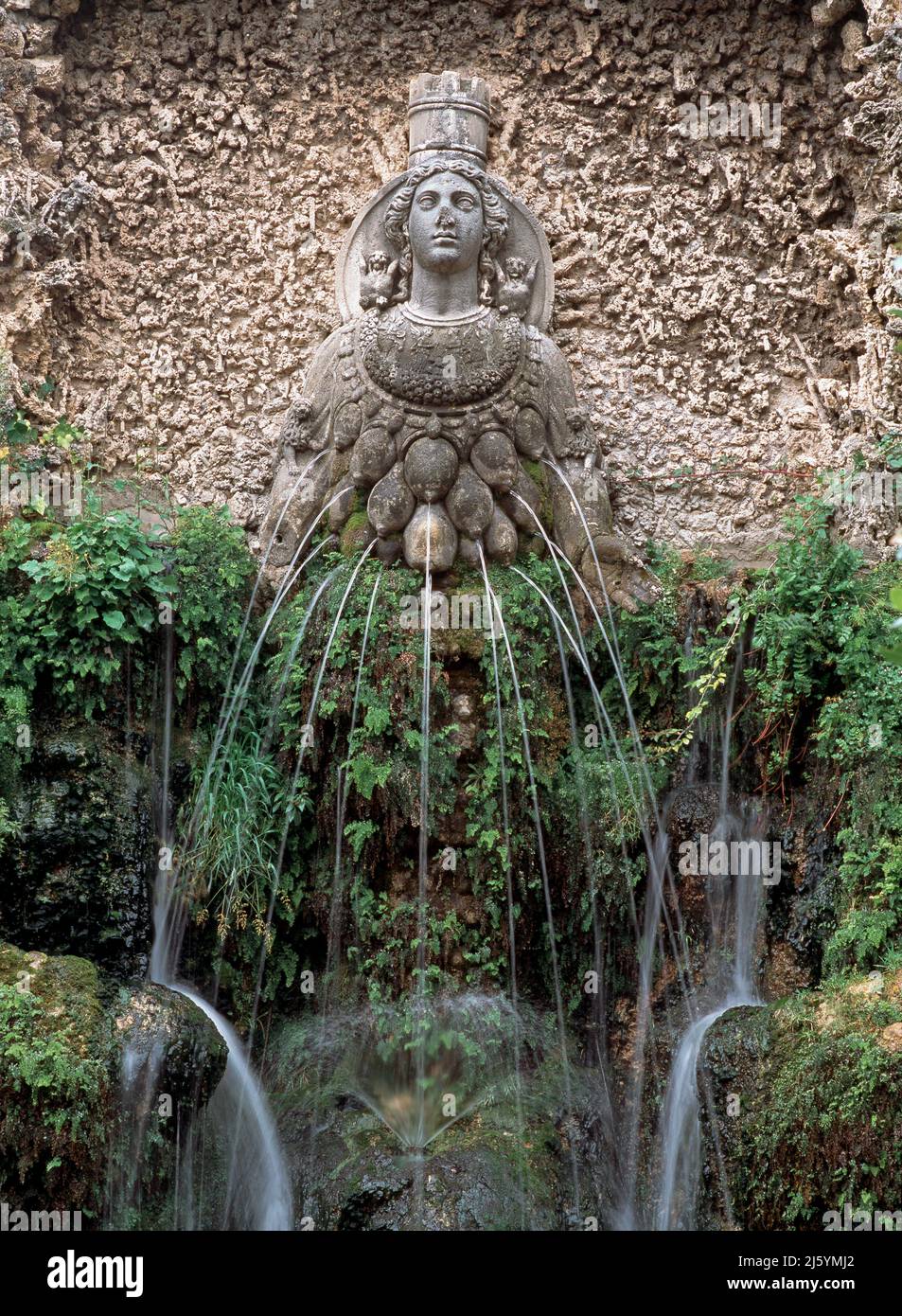 Tivoli, Villa d'Este, Renaissancegarten, Brunnen der Diana von Ephesos (Mutter Natur) Banque D'Images