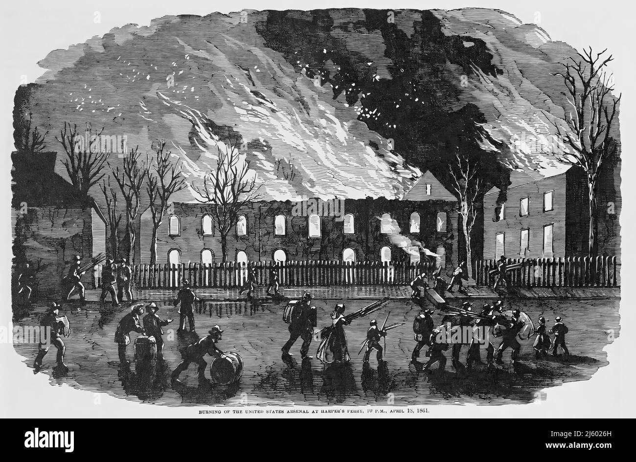 Brûlage de l'Arsenal des États-Unis à Harper's Ferry, 10 H, le 18 avril 1861, pendant la guerre de Sécession américaine. illustration du siècle 19th Banque D'Images