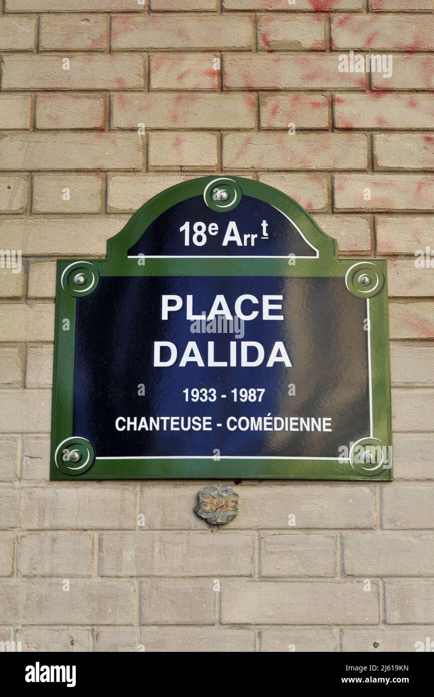 FRANCE. PARIS (75) 18 ÈME ARRONDISSEMENT. MONTMARTRE. PLACE DALIDA. LE CHANTEUR FRANÇAIS EST L'UN DES ARTISTES LES PLUS POPULAIRES DE LA NEIGHBOROOD Banque D'Images